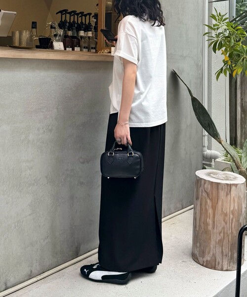 fredy emue（フレディエミュ）の「シルケットサマーロゴ半袖Tシャツ（Tシャツ/カットソー・レディース・チャコールグレー/ホワイト系その他/オフホワイト・38）」の14枚目の写真