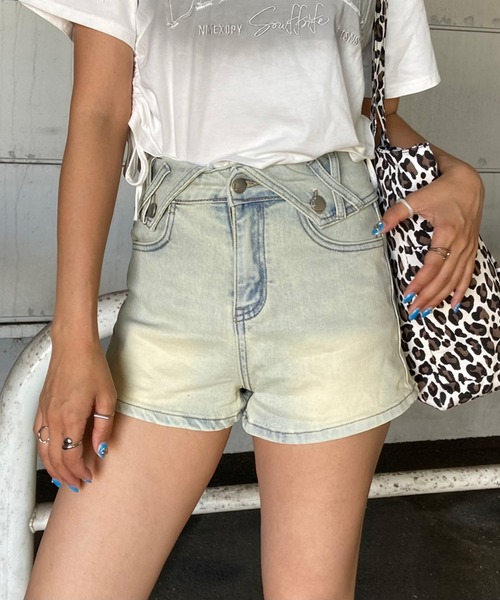 non-hedge(ノンヘッジ)の「ウエスト折り返しデニムショートパンツ(デニムパンツ・レディース・ブルー/ライトブルー/ブラック・S/M)」の17枚目の写真