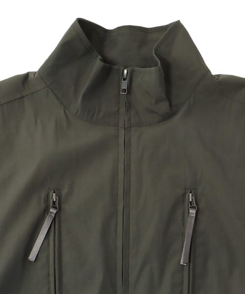 DRESSLAVE（ドレスレイブ）の「stand zip middle vest(スタンドジップミドル丈ベスト)（ベスト・レディース・ブラック/カーキ・38）」の13枚目の写真