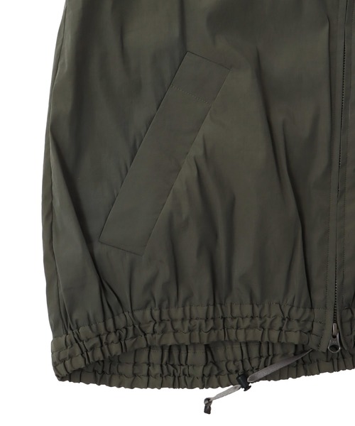 DRESSLAVE（ドレスレイブ）の「stand zip middle vest(スタンドジップミドル丈ベスト)（ベスト・レディース・ブラック/カーキ・38）」の9枚目の写真