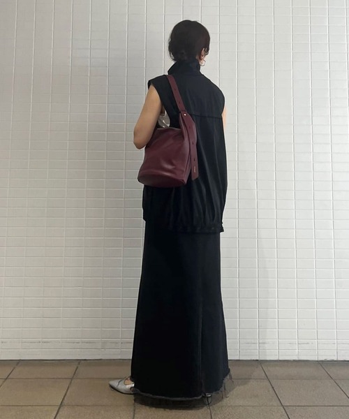 DRESSLAVE（ドレスレイブ）の「stand zip middle vest(スタンドジップミドル丈ベスト)（ベスト・レディース・ブラック/カーキ・38）」の22枚目の写真