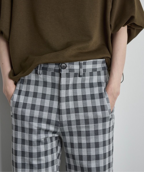 THE YOn(ザヨン)の「チェッククロップドパンツ(その他パンツ・レディース・グレー/ブラウン・S/M)」の16枚目の写真