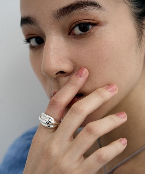 COCOSHNIK ONKITSCH(ココシュニックオンキッチュ)の「シルバー タングルドドームリング(リング・レディース・シルバー・14/12)」の8枚目の写真