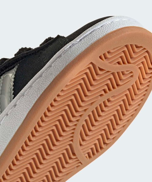 adidas(アディダス)の「キャンパス 00s LEDライト コンフォートクロージャー 伸縮シューレース シューズ キッズ / Campus 00s Led Lights Comfort Closure Elastic Lace Shoes Kids / アディダスオリジナルス adidas Originals(スニーカー・キッズ・ブラック・17.0cm/18.0cm/19.0cm/20.0cm/21.0cm)」の9枚目の写真