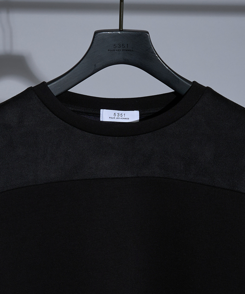 5351 POUR LES HOMMES(ゴーサンゴーイチプールオム)の「コンビネーション スエード 長袖Tシャツ(Tシャツ/カットソー・メンズ・ホワイト/ブラック/チャコールグレー・44/46/48/50)」の7枚目の写真