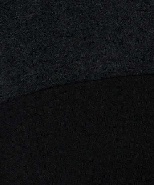 5351 POUR LES HOMMES(ゴーサンゴーイチプールオム)の「コンビネーション スエード 長袖Tシャツ(Tシャツ/カットソー・メンズ・ホワイト/ブラック/チャコールグレー・44/46/48/50)」の11枚目の写真