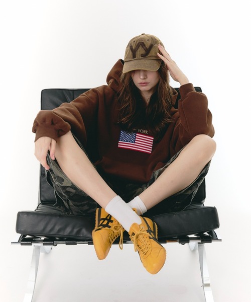 BENUA（ベヌア）の「embroidery hoodie/刺繍フーディー（パーカー