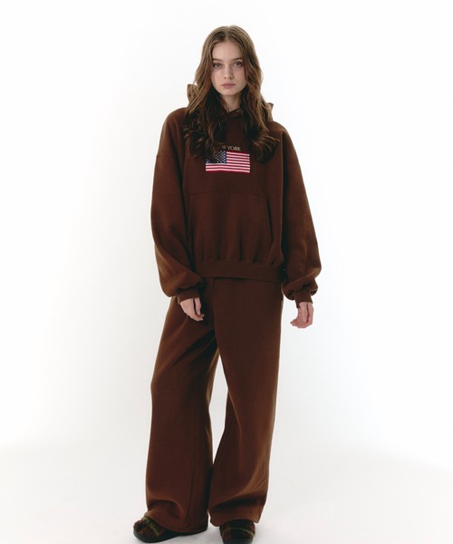 BENUA（ベヌア）の「embroidery hoodie/刺繍フーディー（パーカー