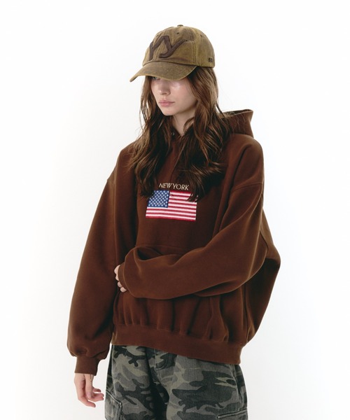 embroidery hoodie/刺繍フーディー（パーカー）｜BENUA（ベヌア）の