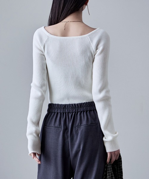 etoll.(エトル)の「ボートネックリブニット(ニット/セーター・レディース・杢グレー/オフホワイト/ブラック・M)」の15枚目の写真