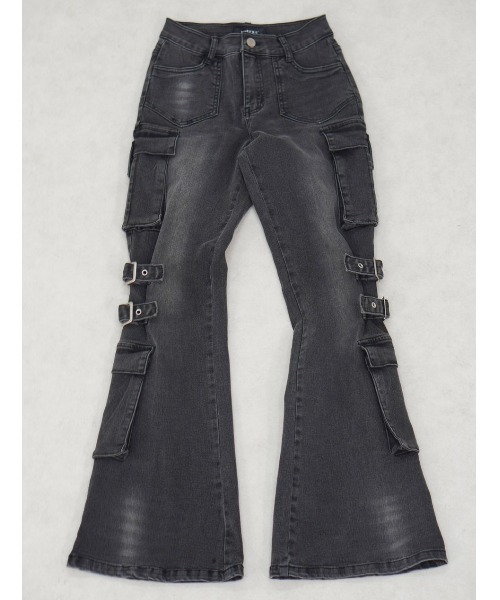 Never mind the XU（ネバーマインドザエックスユー）の「【NMTXU】flare cargo denim pants / 【エヌエムティーエックスユー】ウォッシュドフレアカーゴデニムパンツ（デニムパンツ・レディース・ブルー/ブラック・S/M）」の11枚目の写真