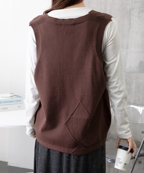 Miniministore（ミニミニストア）の「ニットベスト レディース 前開きチョッキ（ベスト・レディース・ブラック/ブラウン/グレー/グリーン/ライトベージュ/ダークベージュ・FREE）」の20枚目の写真