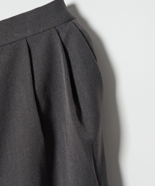 green label relaxing(グリーンレーベルリラクシング)の「ノーカラージャケット + タックパンツ セット / キッズ 140cm-160cm(スーツセット・キッズ・グレー/ダークグレー・160cm/150cm/140cm)」の15枚目の写真