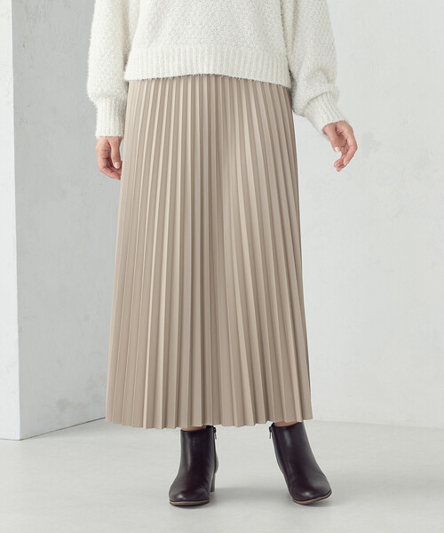 COMME CA MODELS（コムサモデルズ）の「合成皮革プリーツスカート（スカート・レディース・ベージュ/ブラウン/ブラック/グレイッシュベージュ・SMALL/MEDIUM/LARGE）」の15枚目の写真