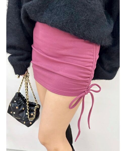 EVRIS（エヴリス）の「サイドギャザースウェットミニスカート【セットアップ着用可能】（スカート・レディース・パープル/ホワイト/ブラック/グレー・FREE）」の4枚目の写真