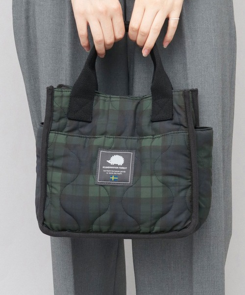 SCANDINAVIAN FOREST（スカンジナビアン・フォレスト）の「撥水ナイロン キルティング ミニトートバッグ（トートバッグ・レディース・ブラック/グリーン・FREE）」の2枚目の写真