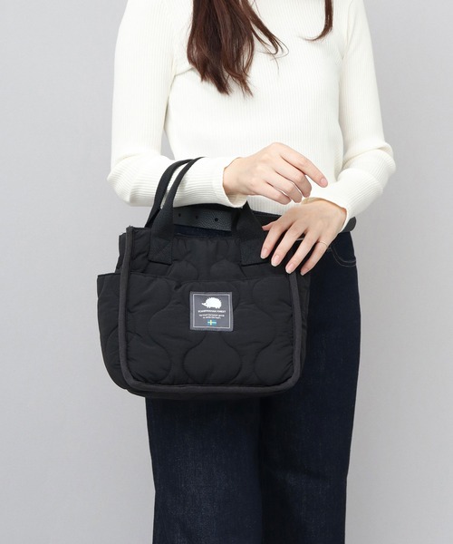 SCANDINAVIAN FOREST（スカンジナビアン・フォレスト）の「撥水ナイロン キルティング ミニトートバッグ（トートバッグ・レディース・ブラック/グリーン・FREE）」の9枚目の写真