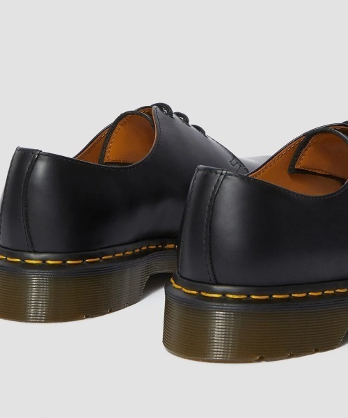 Dr. Martens(ドクターマーチン)の「Dr. MARTENS 1461 3 HOLE SHOE(ドクターマーチン 1461 3 ホール シューズ)(ドレスシューズ・メンズ・ブラック/チェリーレッド・28cm/27cm/26cm/25cm/29cm)」の5枚目の写真