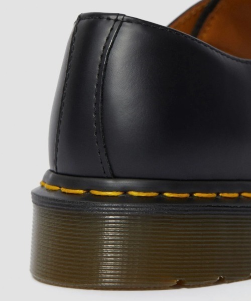 Dr. Martens(ドクターマーチン)の「Dr. MARTENS 1461 3 HOLE SHOE(ドクターマーチン 1461 3 ホール シューズ)(ドレスシューズ・メンズ・ブラック/チェリーレッド・28cm/27cm/26cm/25cm/29cm)」の6枚目の写真