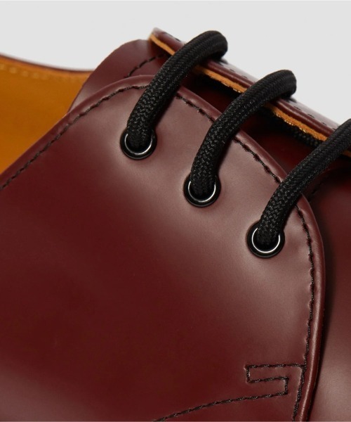 Dr. Martens(ドクターマーチン)の「Dr. MARTENS 1461 3 HOLE SHOE(ドクターマーチン 1461 3 ホール シューズ)(ドレスシューズ・メンズ・ブラック/チェリーレッド・28cm/27cm/26cm/25cm/29cm)」の13枚目の写真