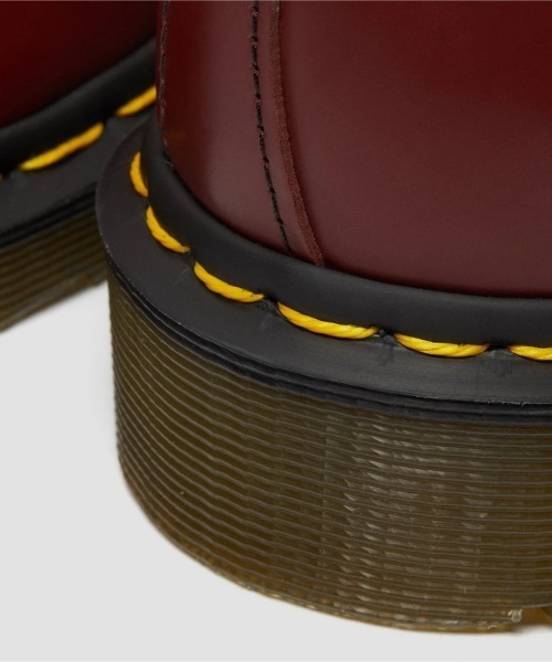 Dr. Martens(ドクターマーチン)の「Dr. MARTENS 1461 3 HOLE SHOE(ドクターマーチン 1461 3 ホール シューズ)(ドレスシューズ・メンズ・ブラック/チェリーレッド・28cm/27cm/26cm/25cm/29cm)」の14枚目の写真