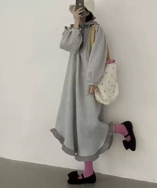 【portulaca】フリルスウェットフードワンピース