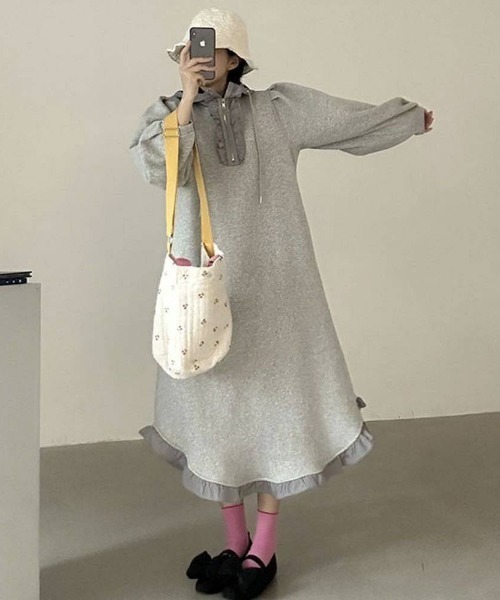 【portulaca】フリルスウェットフードワンピース