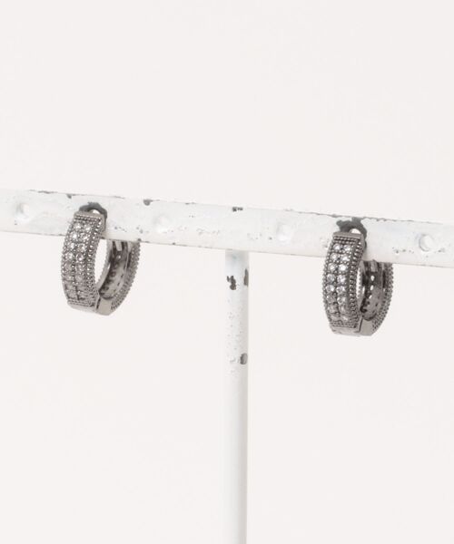 Burner(バーナー)の「【Cr+ov(クローヴ)】キュービックジルコニア フープピアス oku-pierce-2-4【RBTS】(ピアス(両耳用)・メンズ・ブラック/ゴールド/シルバー・FREE)」の10枚目の写真