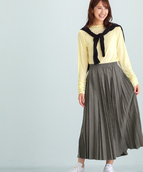 Emilyan（エミリアン）の「【 一枚で着映える 】 ピーチスキン・変形アコーディオンプリーツスカート（スカート・レディース・チャコールグレー/グレイッシュベージュ・M）」の20枚目の写真