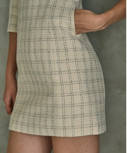 ERADIE（エラディエ）の「Tweed Minimal One-piece ツイードミニマムワンピース（ワンピース・レディース・アイボリー/ブラック・FREE）」の20枚目の写真