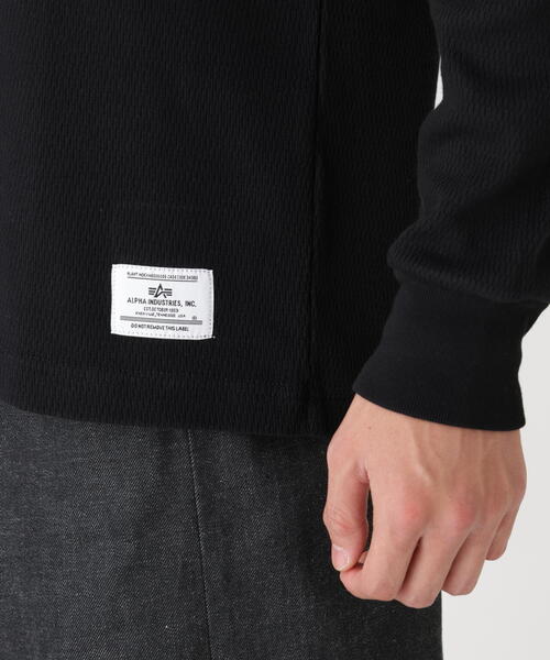 Alpha Industries（アルファインダストリーズ）の「Alpha Industries/アルファインダストリーズ/HONEYCOMB WAFFLE LS HENLEY NECK T-SHIRT/ハニカム ワッフル ヘンリー ネック Tシャツ（Tシャツ/カットソー・メンズ・キナリ/ブラック/ホワイト系2・2XL/L/M/S/XL）」の8枚目の写真