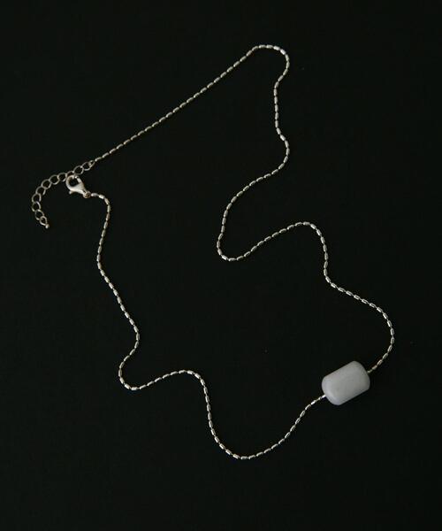 SMELLY（スメリー）の「SMELLY so’　white jade necklace（ネックレス・レディース・ホワイト系その他・-）」の4枚目の写真