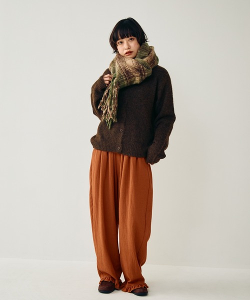 Crisp（クリスプ）の「ベーシック起毛ニットカーディガン（カーディガン/ボレロ・レディース・ブラウン/ダークブラウン/アイボリー・FREE）」の4枚目の写真