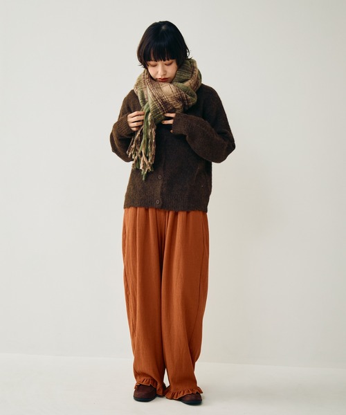 Crisp（クリスプ）の「ベーシック起毛ニットカーディガン（カーディガン/ボレロ・レディース・ブラウン/ダークブラウン/アイボリー・FREE）」の5枚目の写真