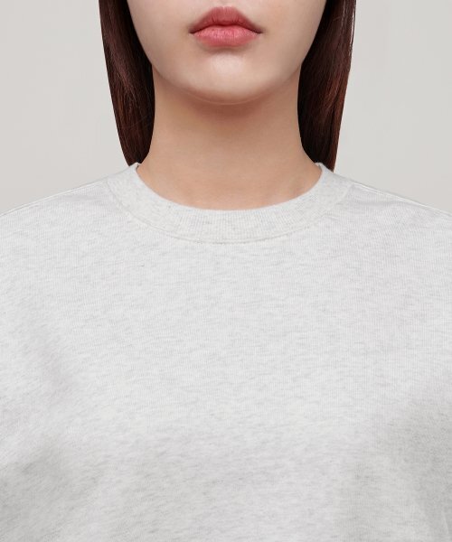 MUSINSA STANDARD WOMAN（ムシンサスタンダードウーマン）の「ウィメンズセミオーバーサイズスウェットシャツ[オートミール]（スウェット・レディース・その他・SMALL/MEDIUM/LARGE/X-SMALL）」の3枚目の写真