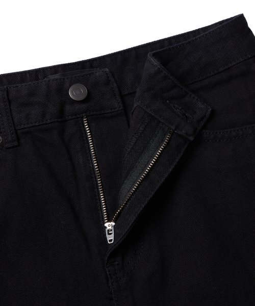 MUSINSA STANDARD WOMAN（ムシンサスタンダードウーマン）の「ウーマンズマムフィットデニムパンツ[ブラック]（デニムパンツ・レディース・その他・24/25）」の3枚目の写真