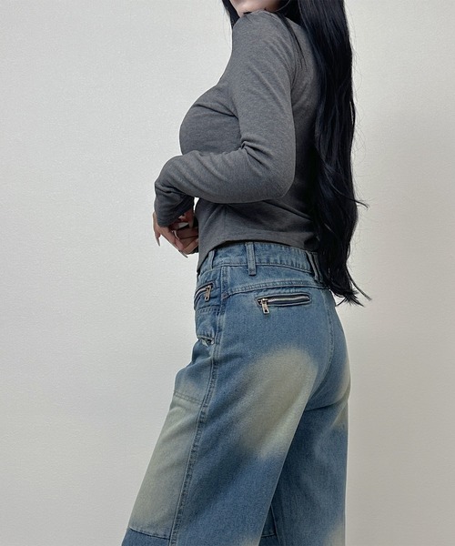 FOLLOWIN(フォロウィン)の「クロスベルト フレアデニムパンツ(デニムパンツ・レディース・ブルー/ブラック・LARGE/MEDIUM/SMALL)」の21枚目の写真
