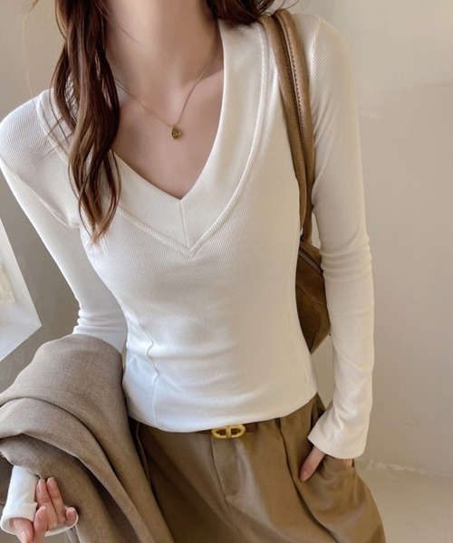 ReRe(リリ)の「リブVネックカットソー(Tシャツ/カットソー・レディース・ブラック/チョコ/オフホワイト/ライトブラウン/ダークグレー・MEDIUM/LARGE/X-LARGE)」の12枚目の写真