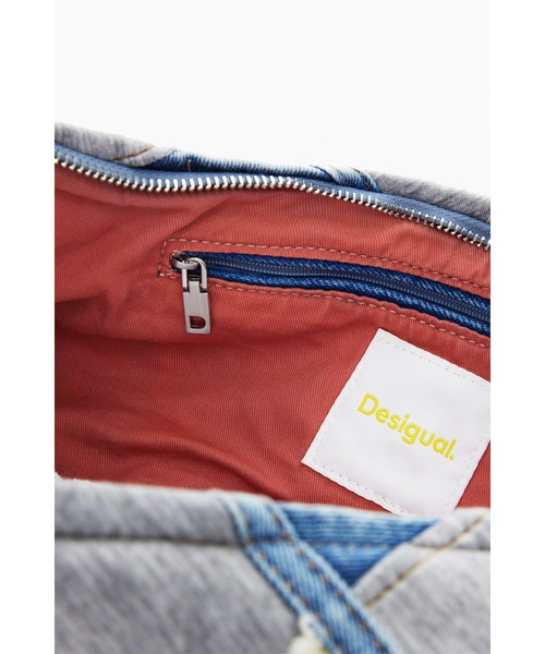 Desigual(デシグアル)の「パッチワークデニム フリンジハンドバッグ(ショルダーバッグ・レディース・ブルー・FREE)」の7枚目の写真