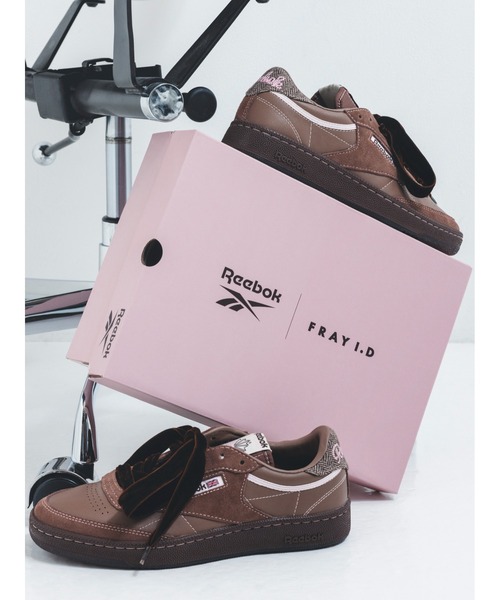 FRAY I.D（フレイアイディー）の「【Reebok× FRAY I.D】CLUB C 85 Vintage（スニーカー・レディース・ブラウン・22.5/23/23.5/24/24.5）」の18枚目の写真