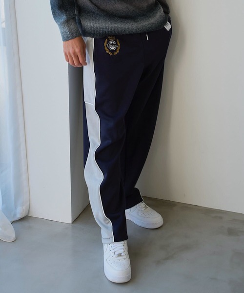 ATHLETA（アスレタ）の「［ athleta ］トラックカーブパンツ（その他パンツ・レディース・ブラック/ネイビー・M/L）」の9枚目の写真
