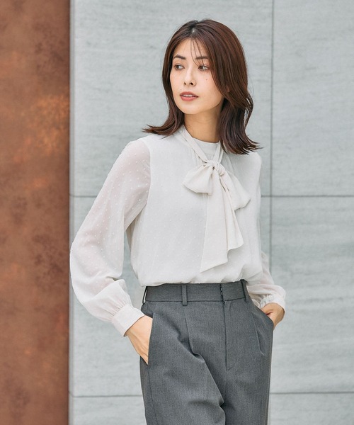 GLOBAL WORK（グローバルワーク）の「ドビー2WAYボウタイブラウス/591839（シャツ/ブラウス・レディース・ライトグレー/ブルー系その他/アイボリー/ブラック/ライトピンク・SMALL/MEDIUM/LARGE）」の11枚目の写真