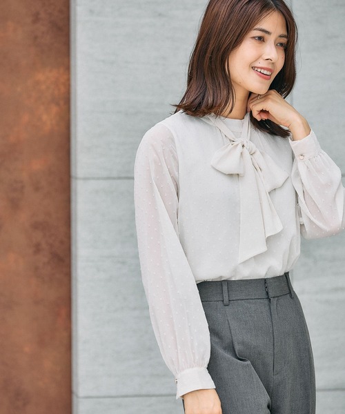 GLOBAL WORK（グローバルワーク）の「ドビー2WAYボウタイブラウス/591839（シャツ/ブラウス・レディース・ライトグレー/ブルー系その他/アイボリー/ブラック/ライトピンク・SMALL/MEDIUM/LARGE）」の12枚目の写真