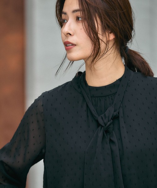 GLOBAL WORK（グローバルワーク）の「ドビー2WAYボウタイブラウス/591839（シャツ/ブラウス・レディース・ライトグレー/ブルー系その他/アイボリー/ブラック/ライトピンク・SMALL/MEDIUM/LARGE）」の19枚目の写真