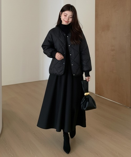 by LEGNA(バイレグナ)の「タートルネックドッキングロングワンピース(ワンピース・レディース・ブラック/ブラック×ベージュ・LARGE/MEDIUM)」の11枚目の写真