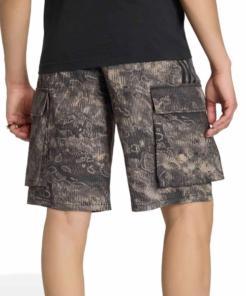 adidas(アディダス)の「adidas ADILENIUM 5.0 CARGO SHORTS / アディダス アディレニウム シーズン 5 AOP カーゴ ショーツ(カーゴパンツ・メンズ・マルチ・36inch/34inch/32inch/30inch/26inch/25inch/24inch)」の7枚目の写真