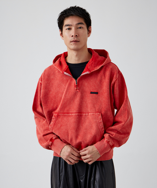 B.C STOCK(ベーセーストック)の「【ANTS & ELEPHANTS】フェード加工 ハーフジップパーカー(パーカー・メンズ・ブラック/グレー/レッド/カーキ・MEDIUM/LARGE)」の1枚目の写真