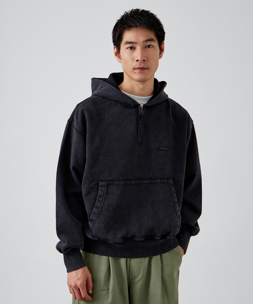 物故 小松恒太郎の 「雪景色」F4 油彩画 フレーム付き