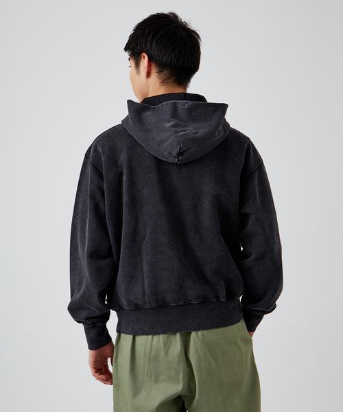 B.C STOCK(ベーセーストック)の「【ANTS & ELEPHANTS】フェード加工 ハーフジップパーカー(パーカー・メンズ・ブラック/グレー/レッド/カーキ・MEDIUM/LARGE)」の8枚目の写真