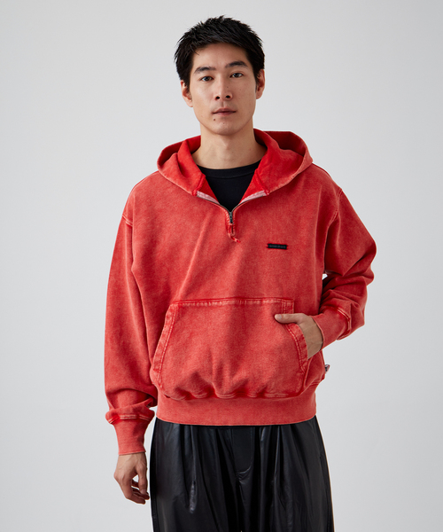 B.C STOCK(ベーセーストック)の「【ANTS & ELEPHANTS】フェード加工 ハーフジップパーカー(パーカー・メンズ・ブラック/グレー/レッド/カーキ・MEDIUM/LARGE)」の18枚目の写真